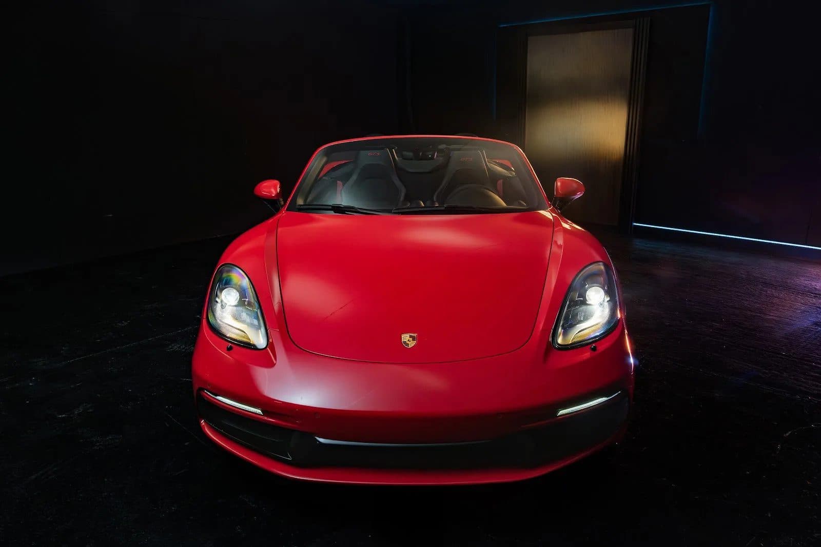 Porsche Boxster GTS rojo de frente